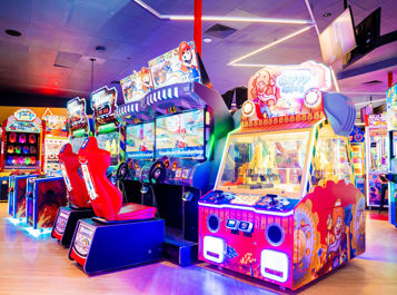 Zone Bowling Dee Why | Book Now | Zone Bowling